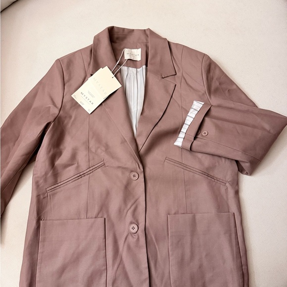 Mauve Blazer and Tailored Shorts Set - Picture 14 of 15